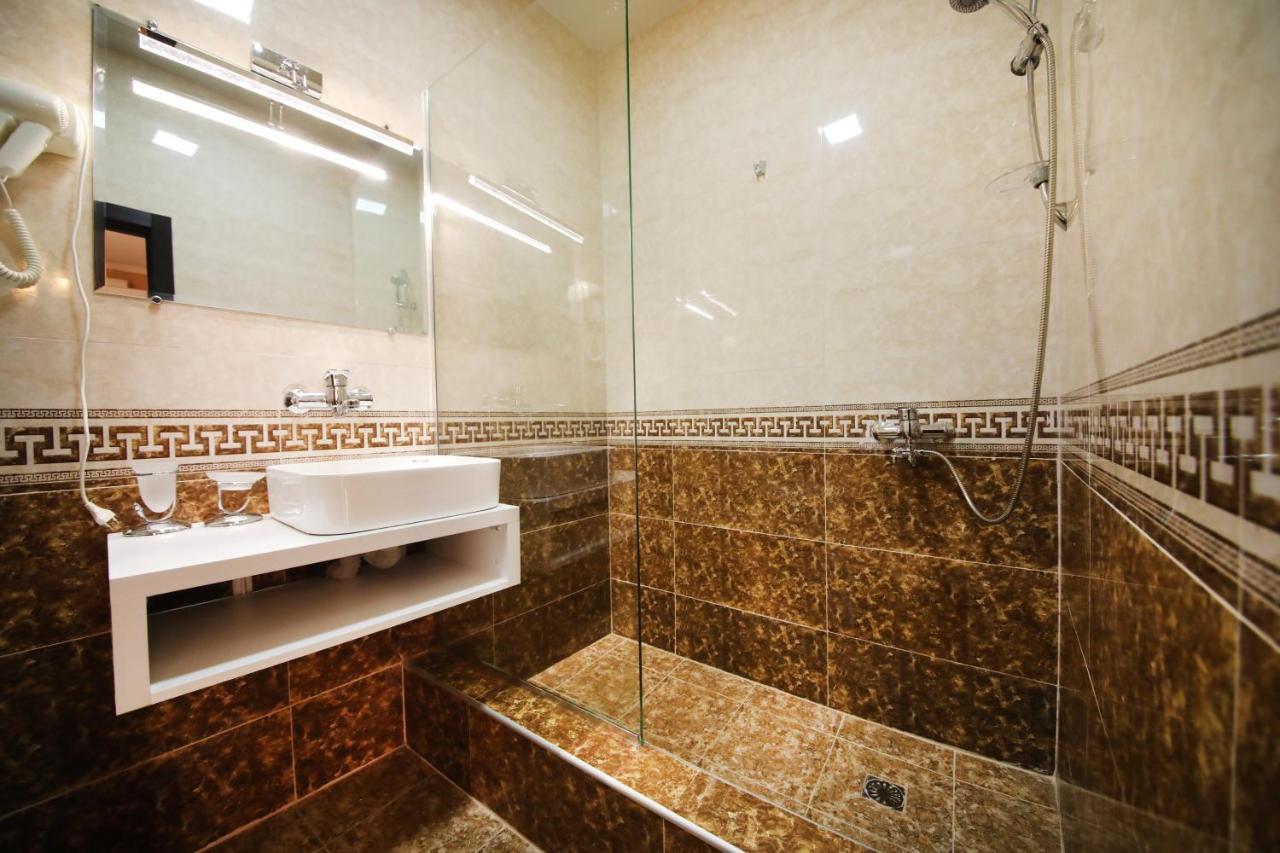 Hotel Tamari Кутаиси Экстерьер фото