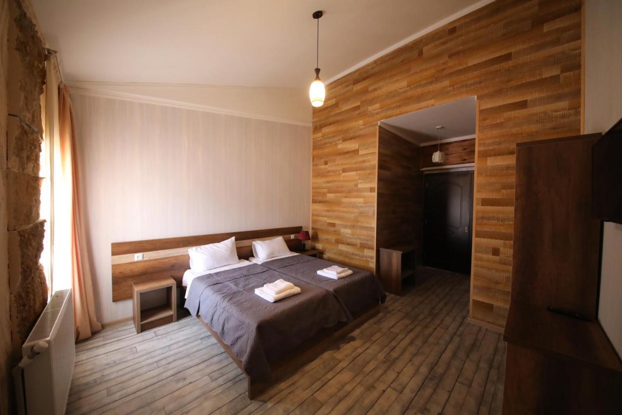 Hotel Tamari Кутаиси Экстерьер фото