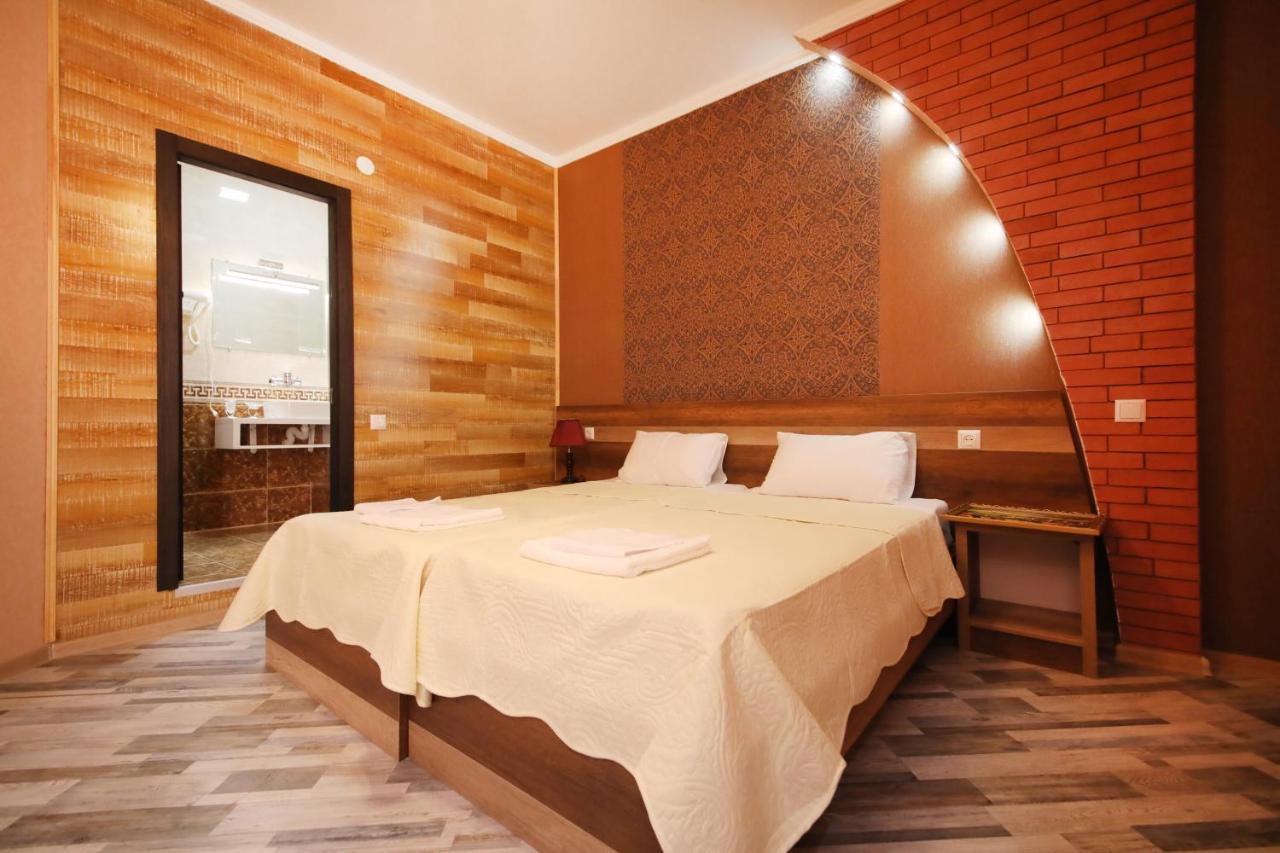 Hotel Tamari Кутаиси Экстерьер фото