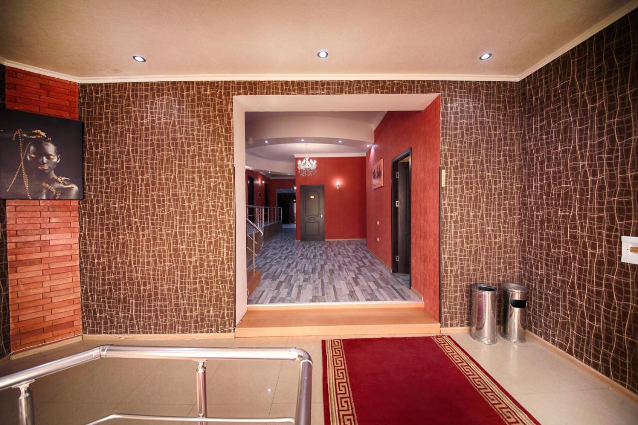 Hotel Tamari Кутаиси Экстерьер фото
