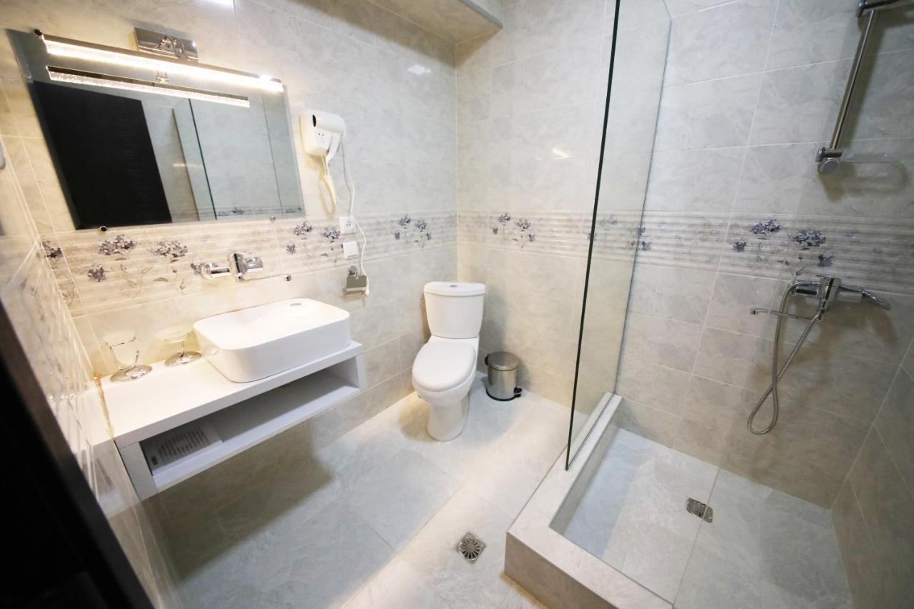 Hotel Tamari Кутаиси Экстерьер фото
