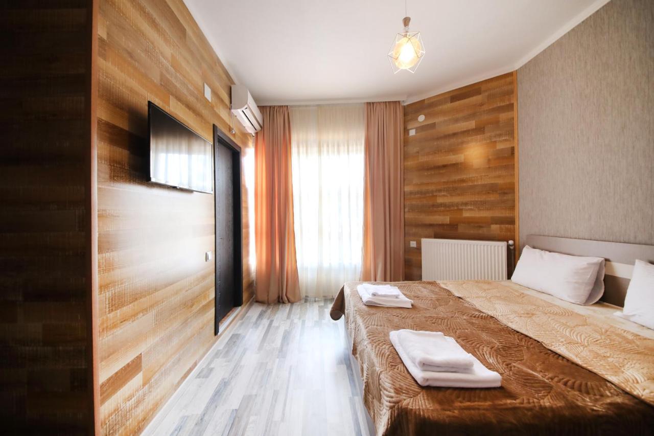 Hotel Tamari Кутаиси Экстерьер фото